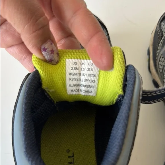 Merrell Kids' Black and Yellow Sneakers Size 2.5 - Picture 5 of 7